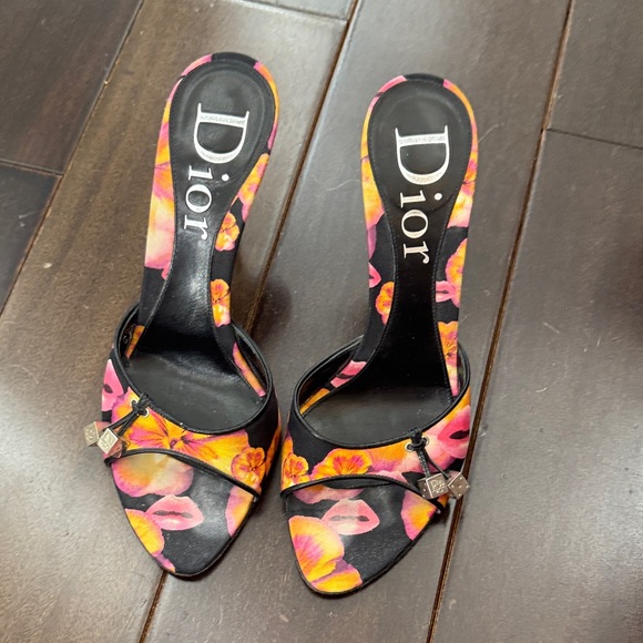 Dior Black and Pink Floral Heels - Picture 1 of 3